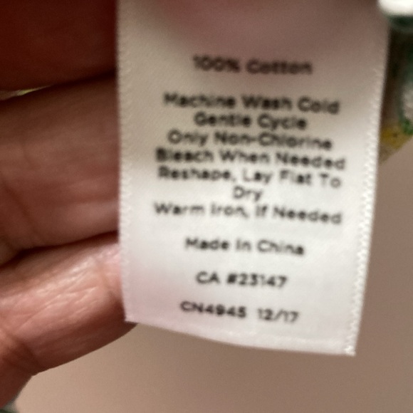 Short sleeve sweater. - Picture 5 of 6